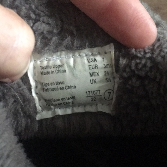 Boots - Picture 3 of 3